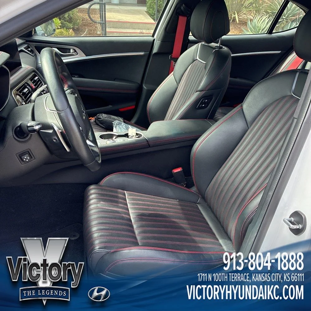 Used 2023 White Genesis 2.0T image 9