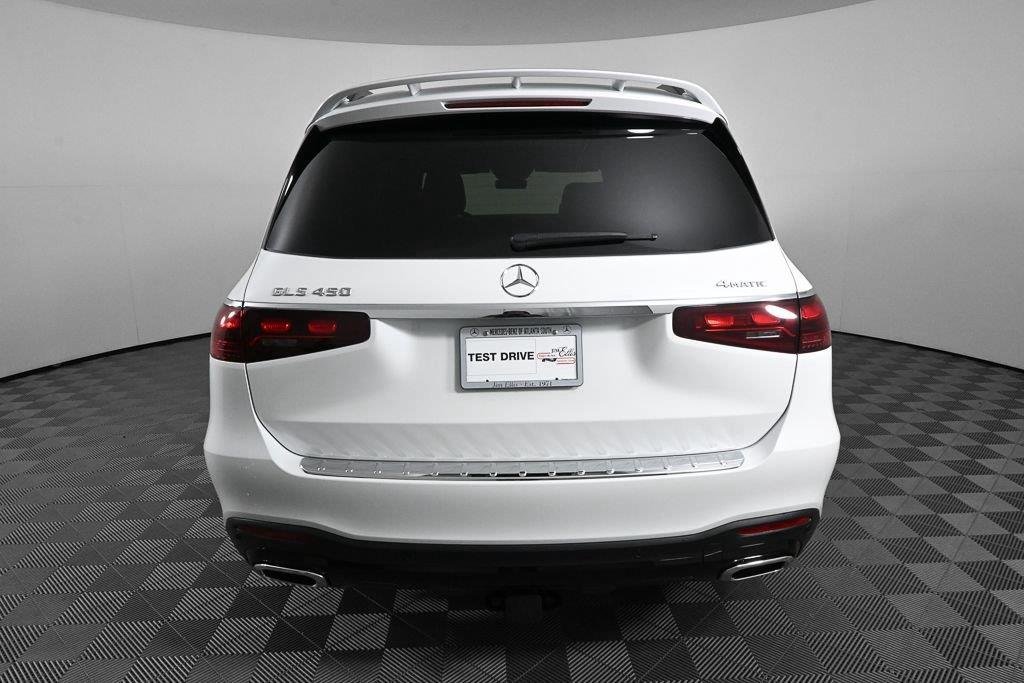 New 2026 MANUFAKTUR Moonlight White Metallic Mercedes-Benz GLS 450 image 29
