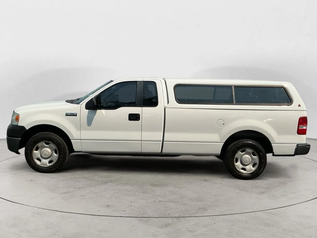 Used 2007 White Ford XL image 8
