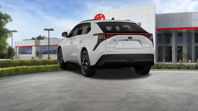 New 2026  Toyota XLE Plus image 27