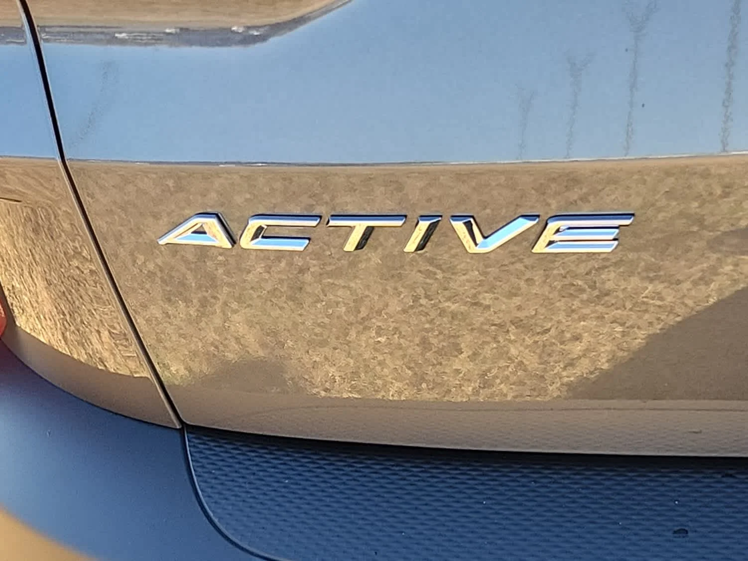 Used 2025 Carbonized Gray Metallic Ford Active image 19