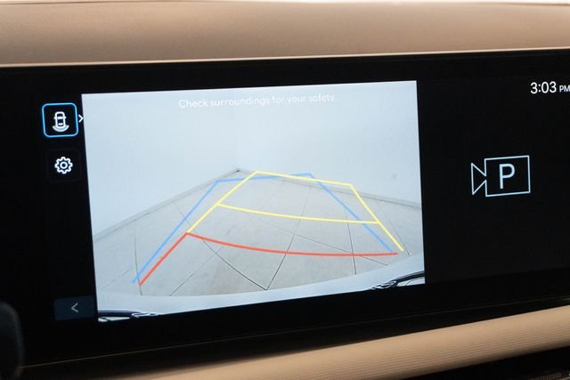 Used 2026 White Hyundai SEL image 25