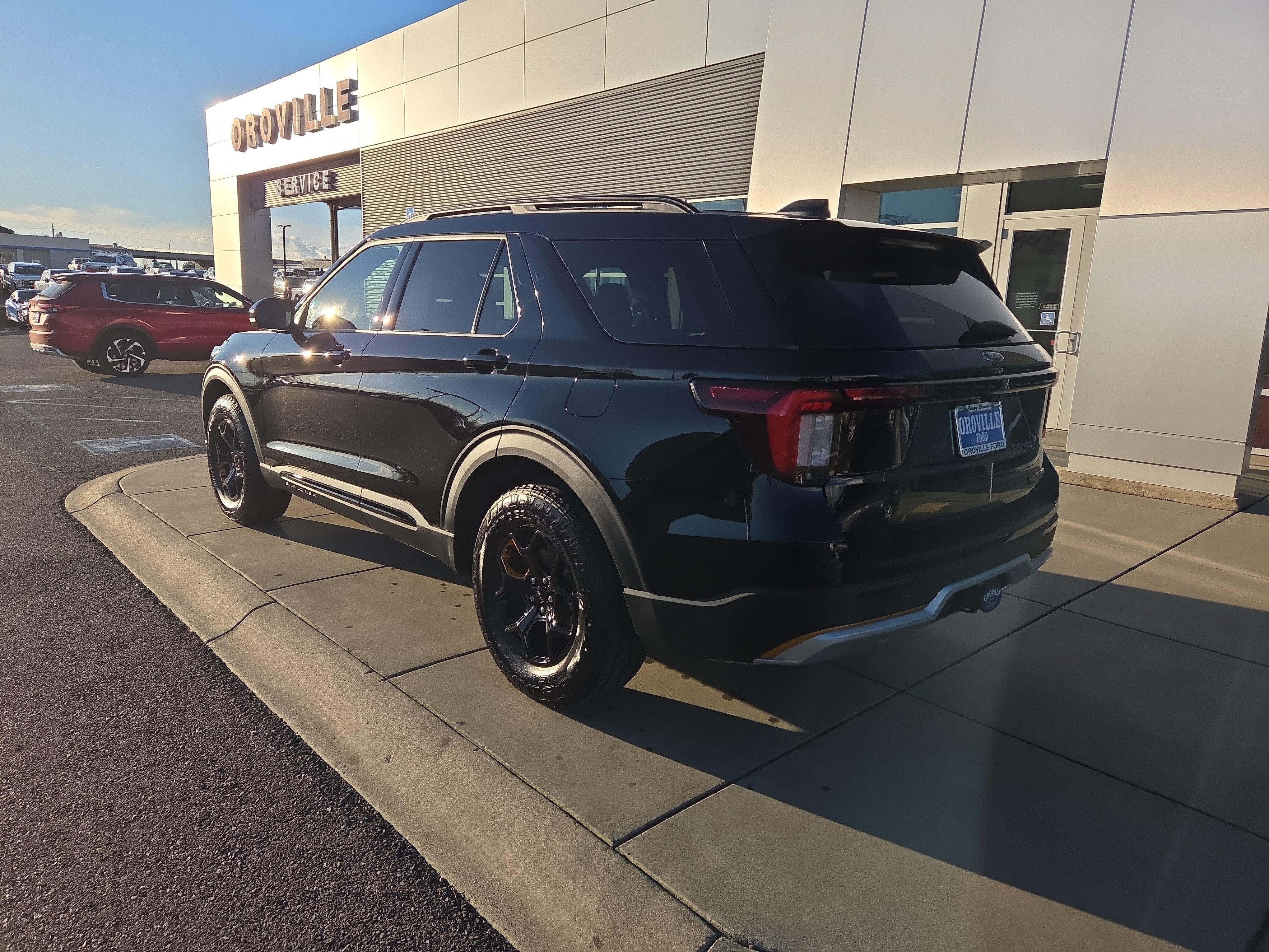 New 2026 Agate Black Metallic Ford Tremor® image 3