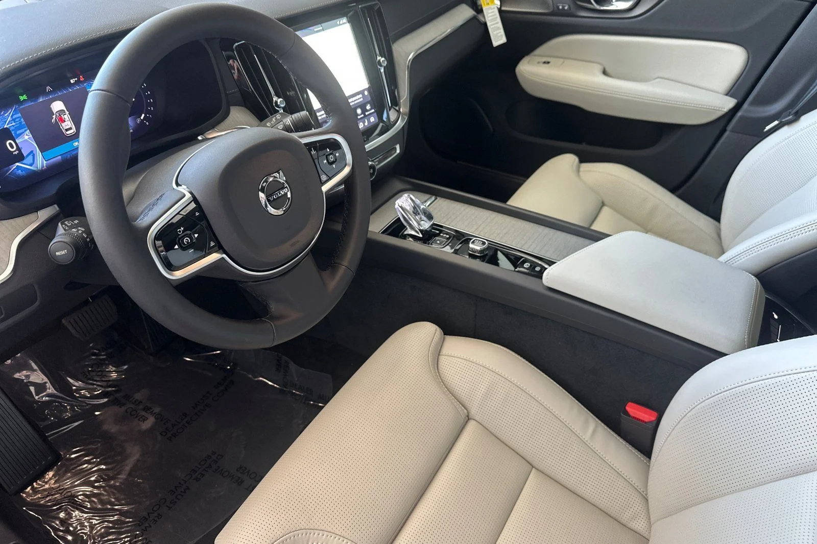 New 2026 Vapour Grey Volvo Ultra image 9