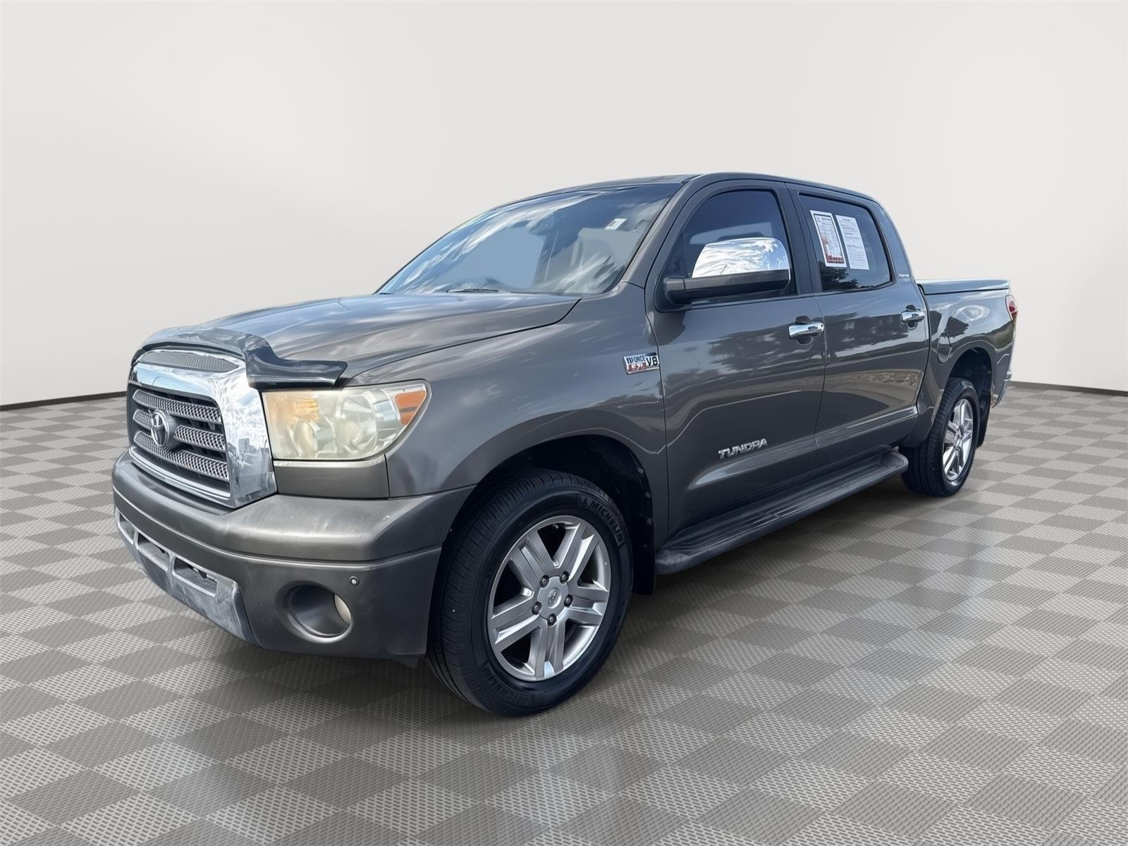 Used 2008 Toyota Tundra Limited with VIN 5TFEV58168X050552 for sale in Kansas City
