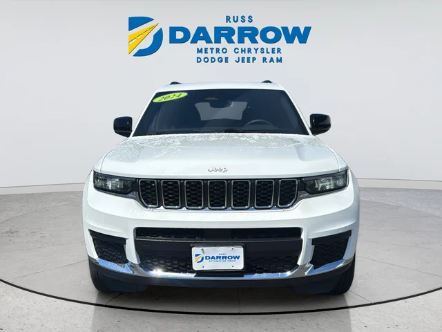 Used 2024 White Jeep Laredo image 8