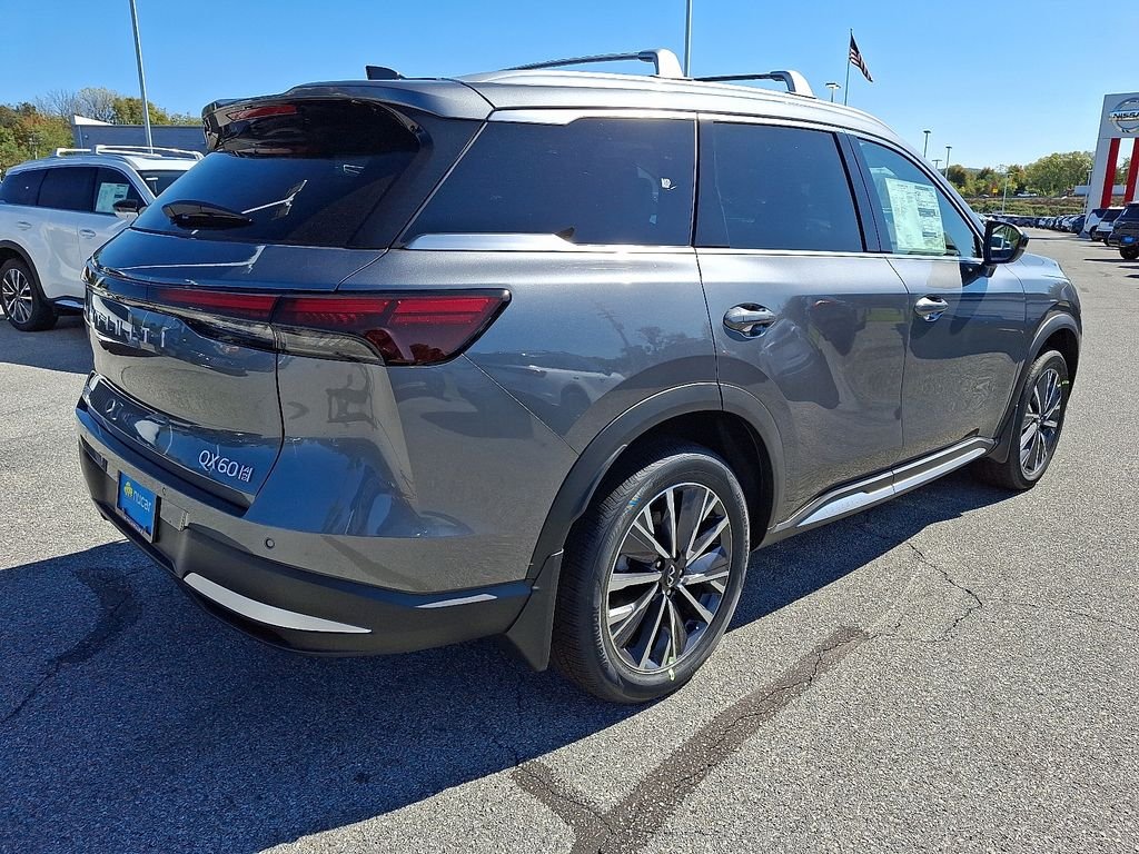 New 2026 GRAPHITE SHADOW INFINITI Luxe AWD image 4