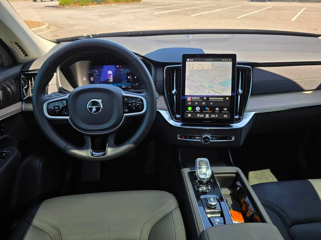 Used 2026  Volvo Plus image 26