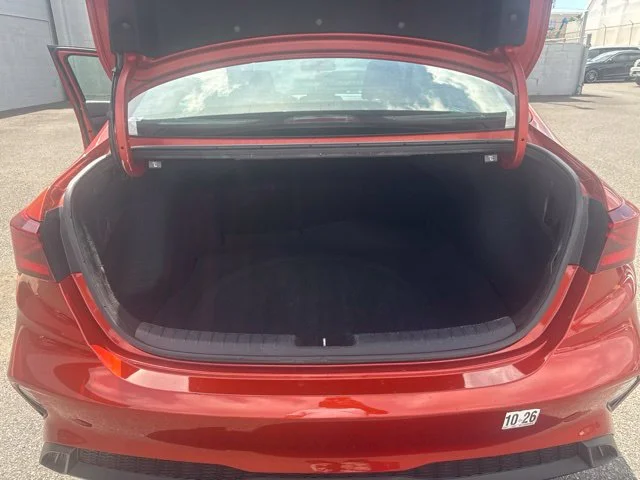 Used 2024 Red Kia LXS image 12
