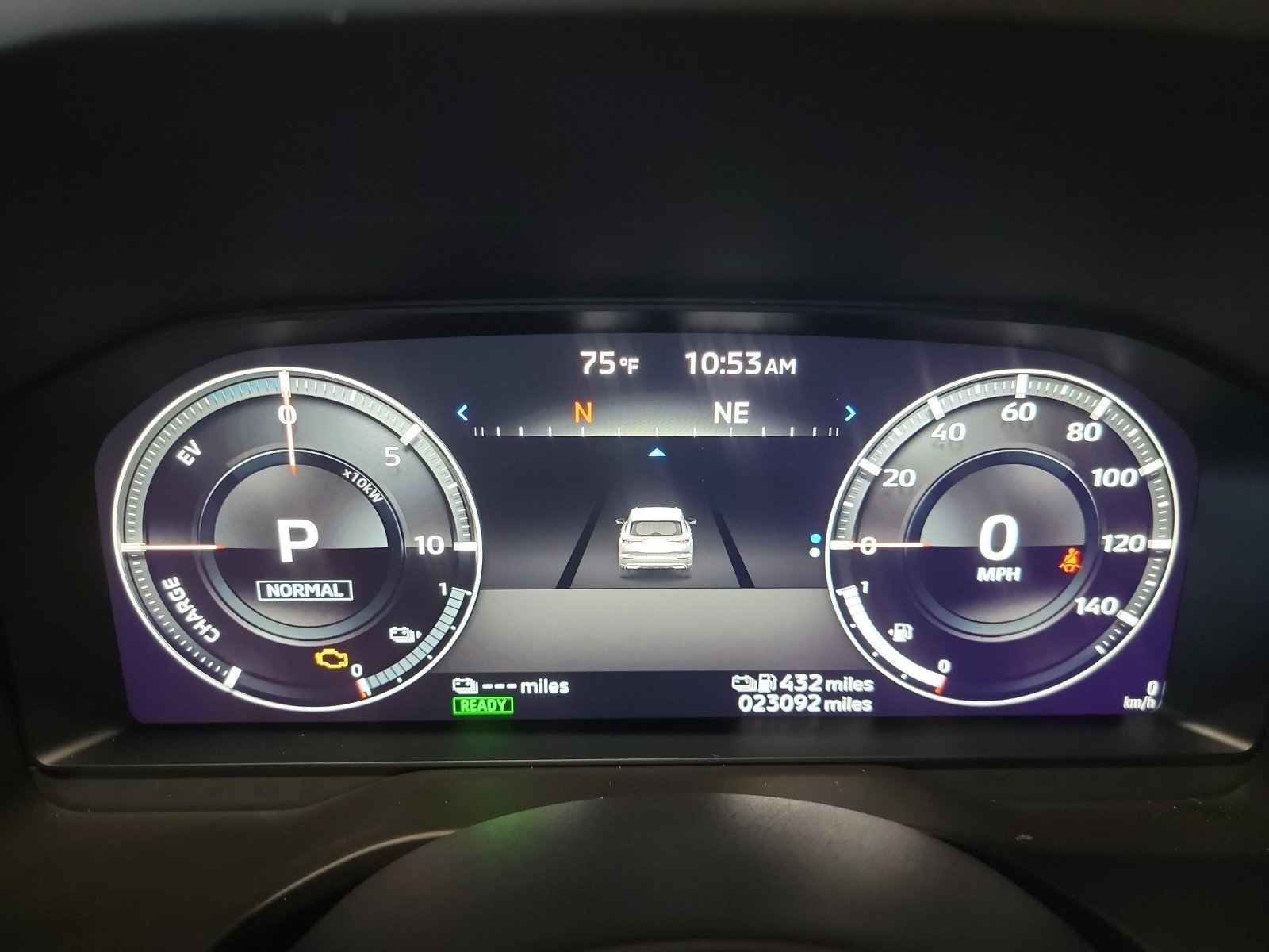 Used 2023 Red Diamond Mitsubishi SE image 17