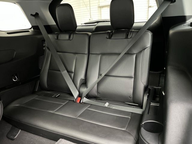 Used 2023 Agate Black Ford XLT image 15