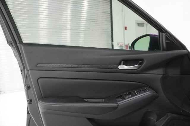 2025 Nissan Altima SV - Photo 13