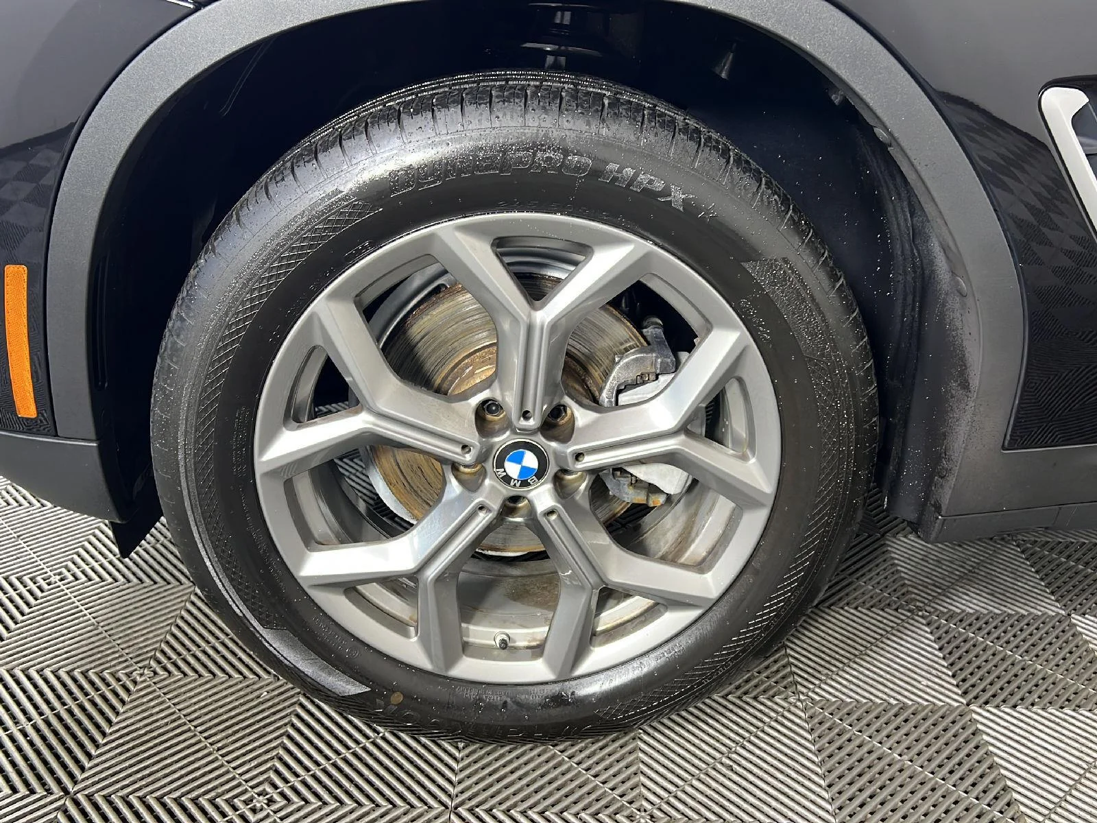 Used 2022 Black Sapphire Metallic BMW xDrive30i image 14