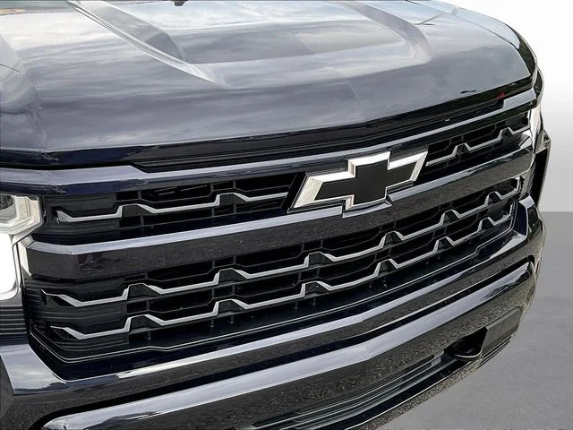 Used 2024 Gray Chevrolet RST image 35