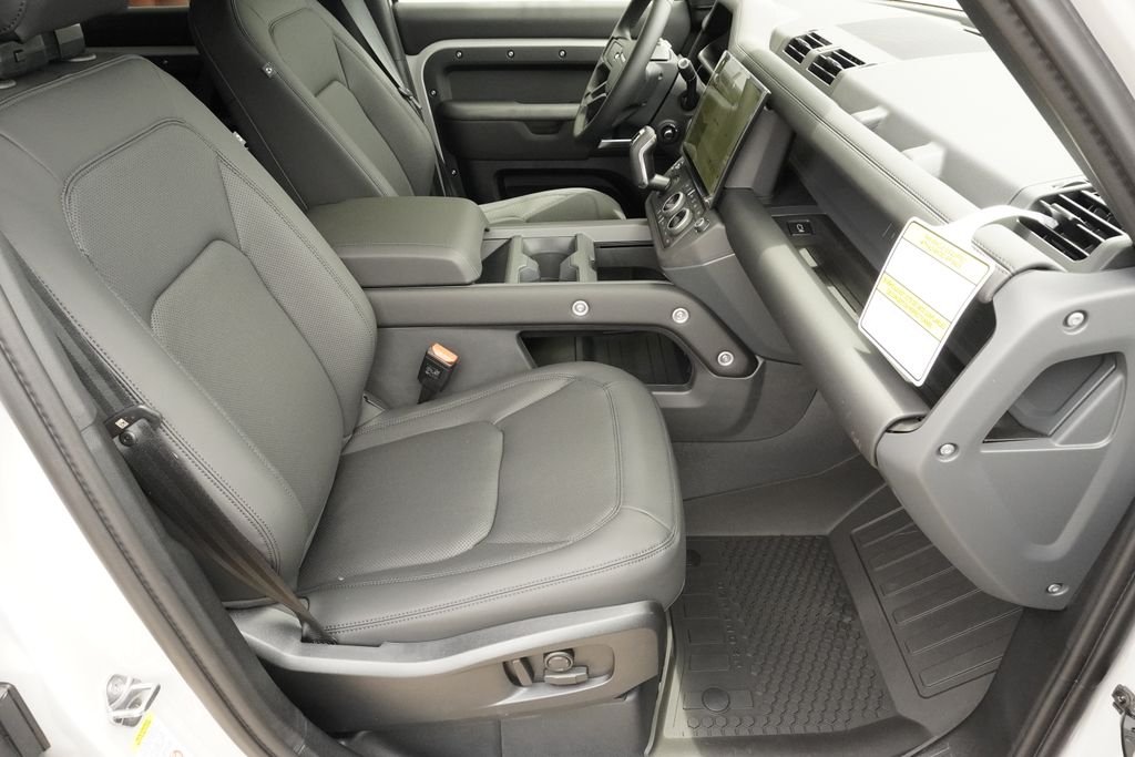 New 2026 Borasco Grey Land Rover S image 23