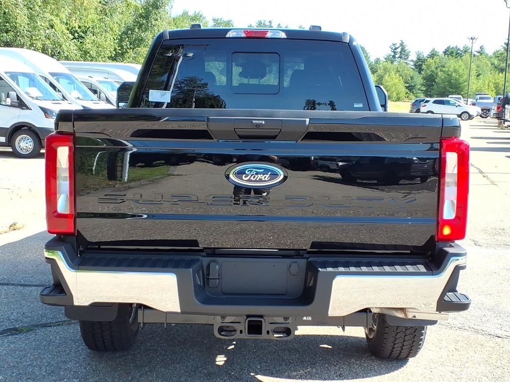 New 2026 Agate Black Metallic Ford F-350® XLT image 6