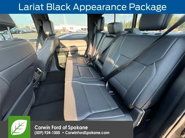 Used 2025  Ford Lariat image 5