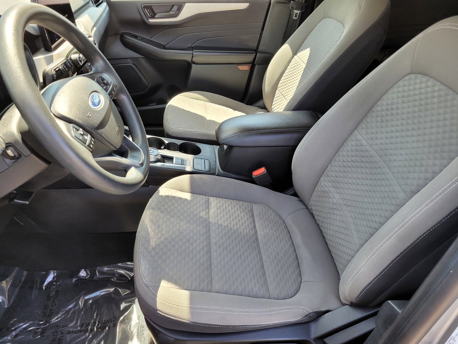 Used 2022 Silver Ford SE image 15