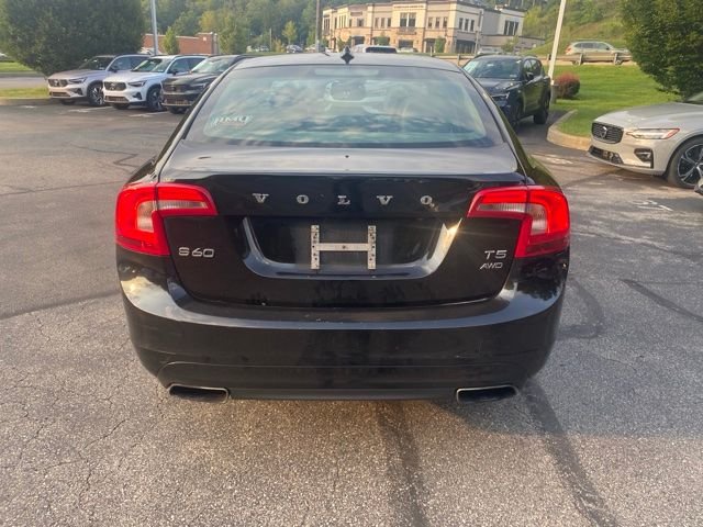 Used 2015 Black Volvo T5 Premier Plus image 6