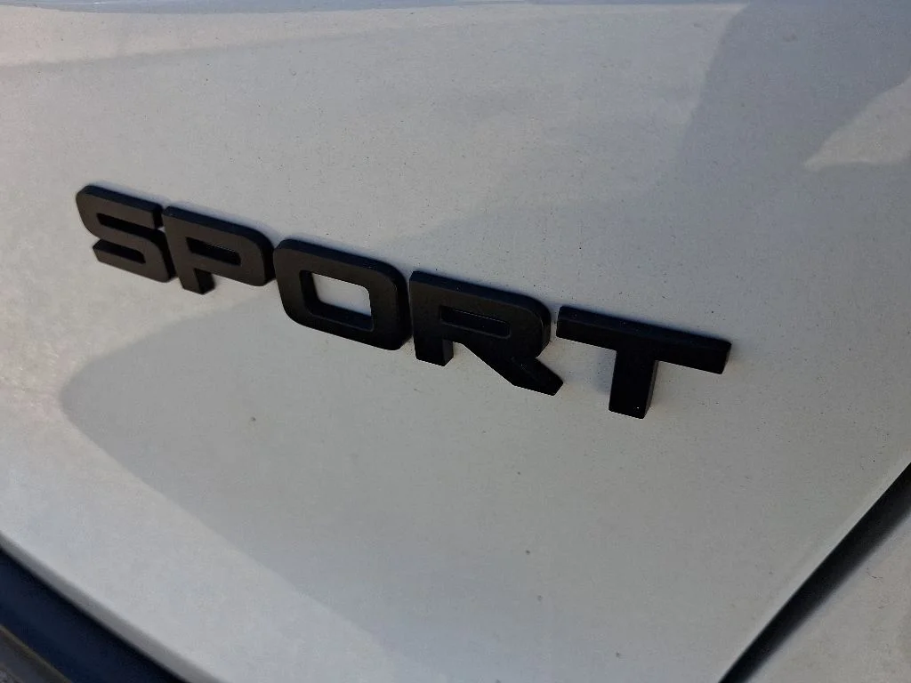 Used 2024  Honda Sport image 10