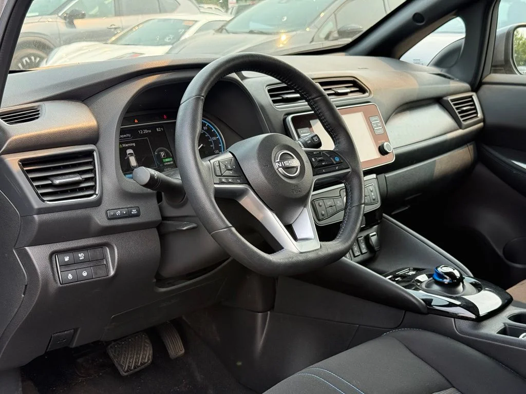Used 2024 Gray Nissan SV Plus image 5