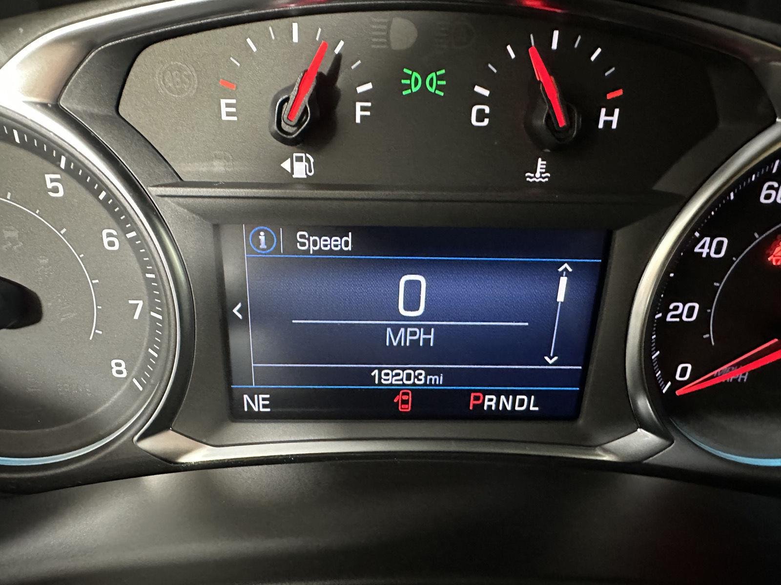 Used 2024 Summit White Chevrolet LT image 30