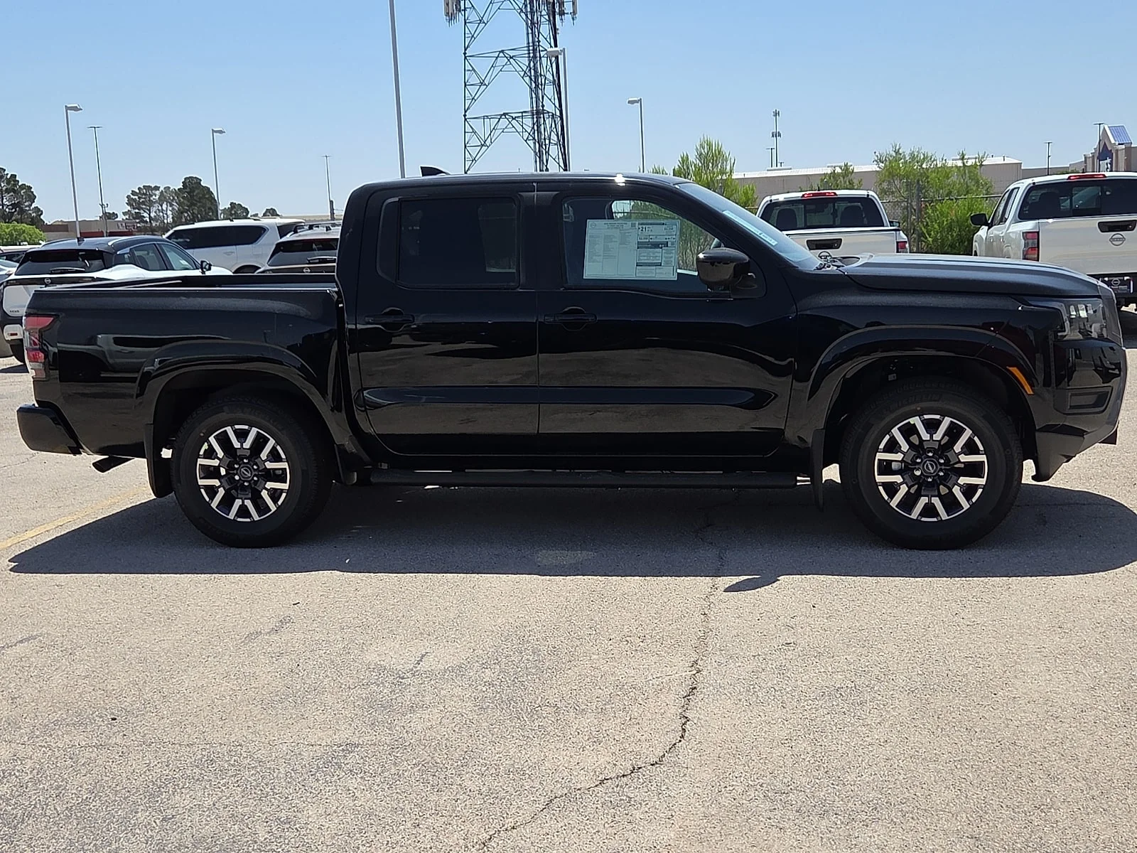 New 2026 KH3 Super Blac Nissan SV 4x2 Crew Cab 5 ft. box 126 in. WB image 5