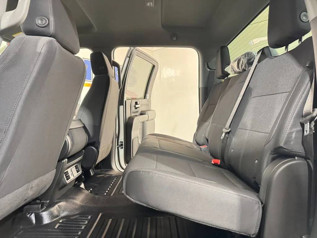 New 2026 Summit White GMC Pro image 8