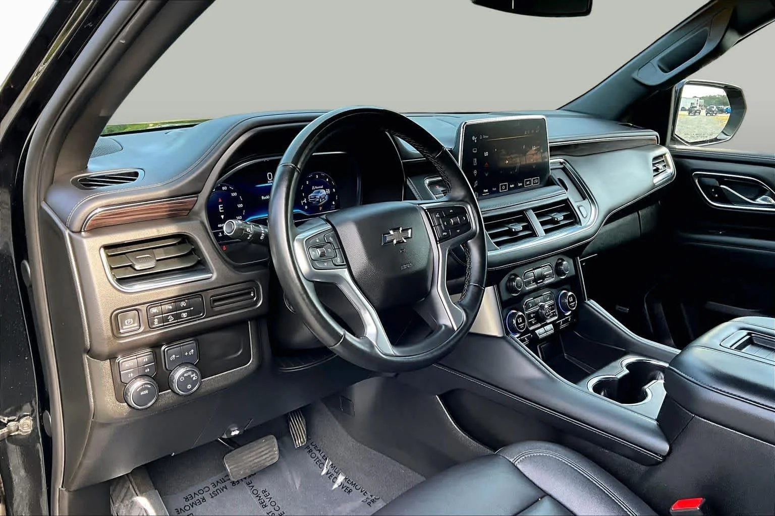 2023 Chevrolet Tahoe Z71 - Photo 18
