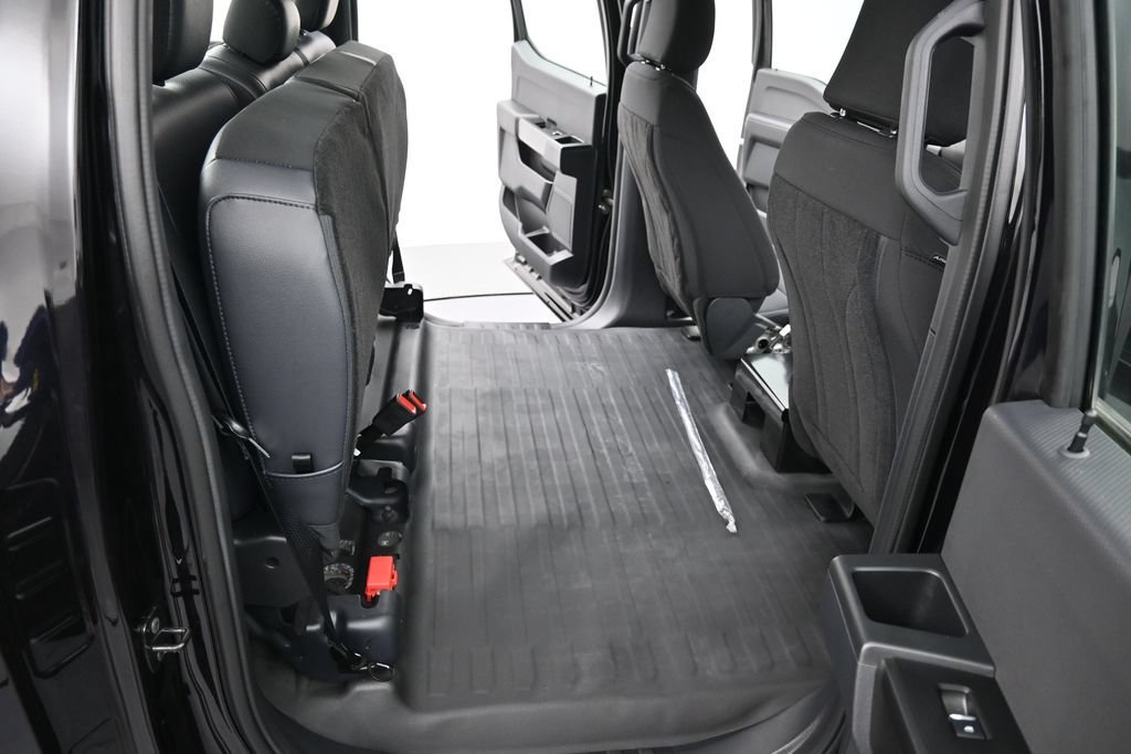 Used 2025 Black Metallic Ford XL image 30