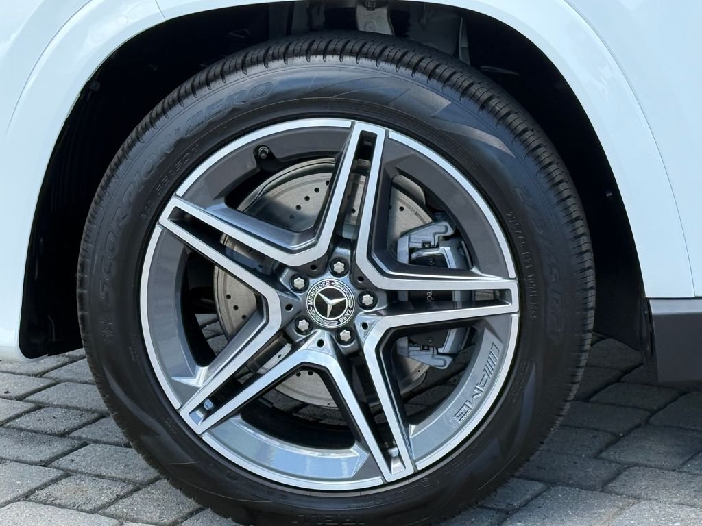 2026 Mercedes-Benz GLS Base - Photo 13