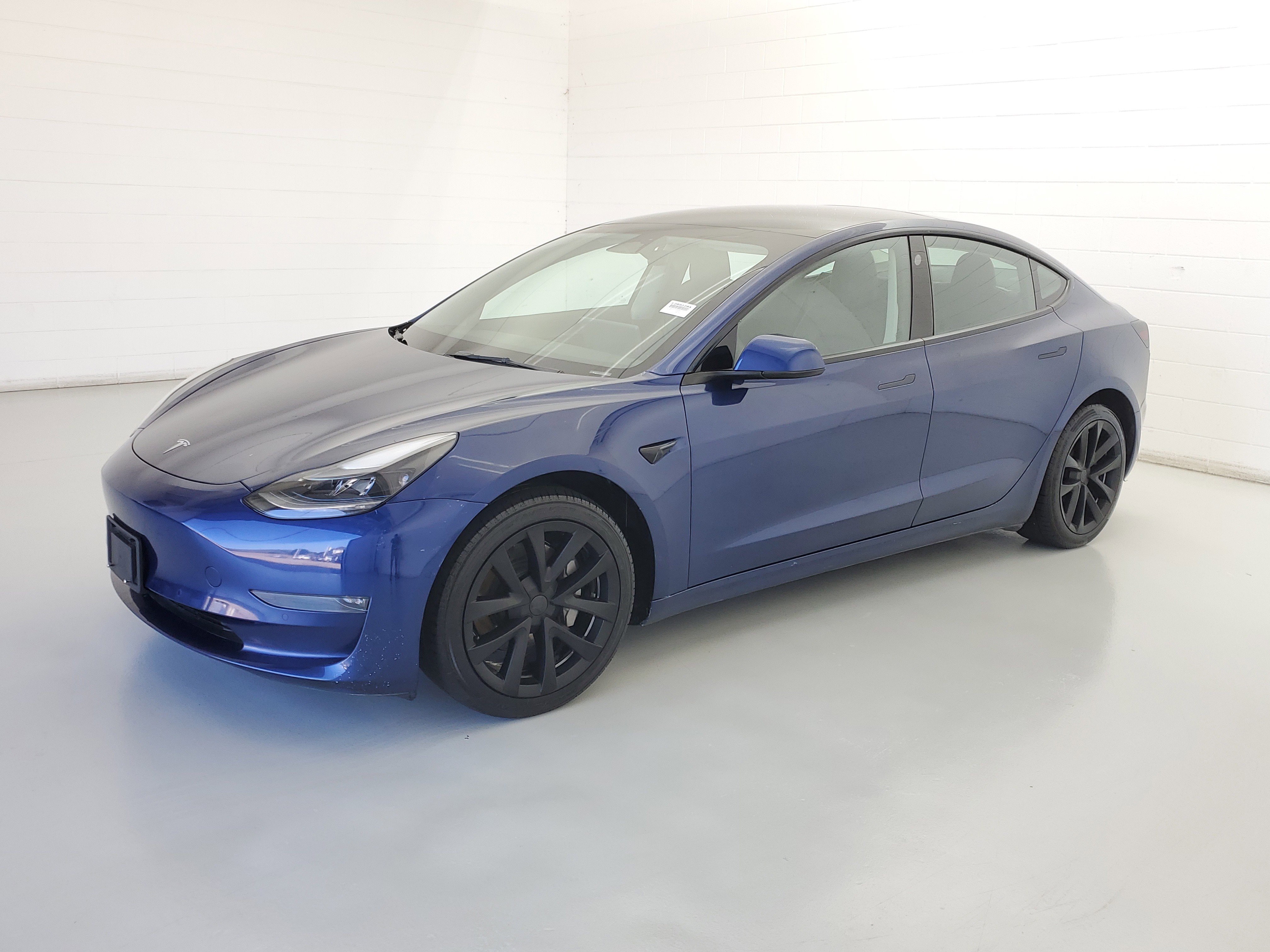 2022 Tesla Model 3 Long Range Dual Motor All-Wheel Drive's photo