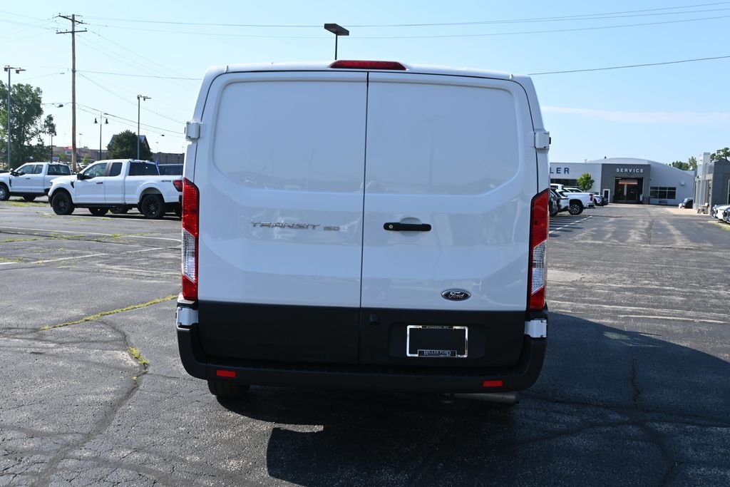 Used 2023 Oxford White Ford Base image 10