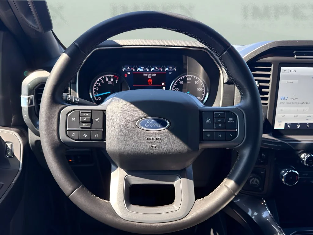 Used 2023 Black Ford XLT image 12