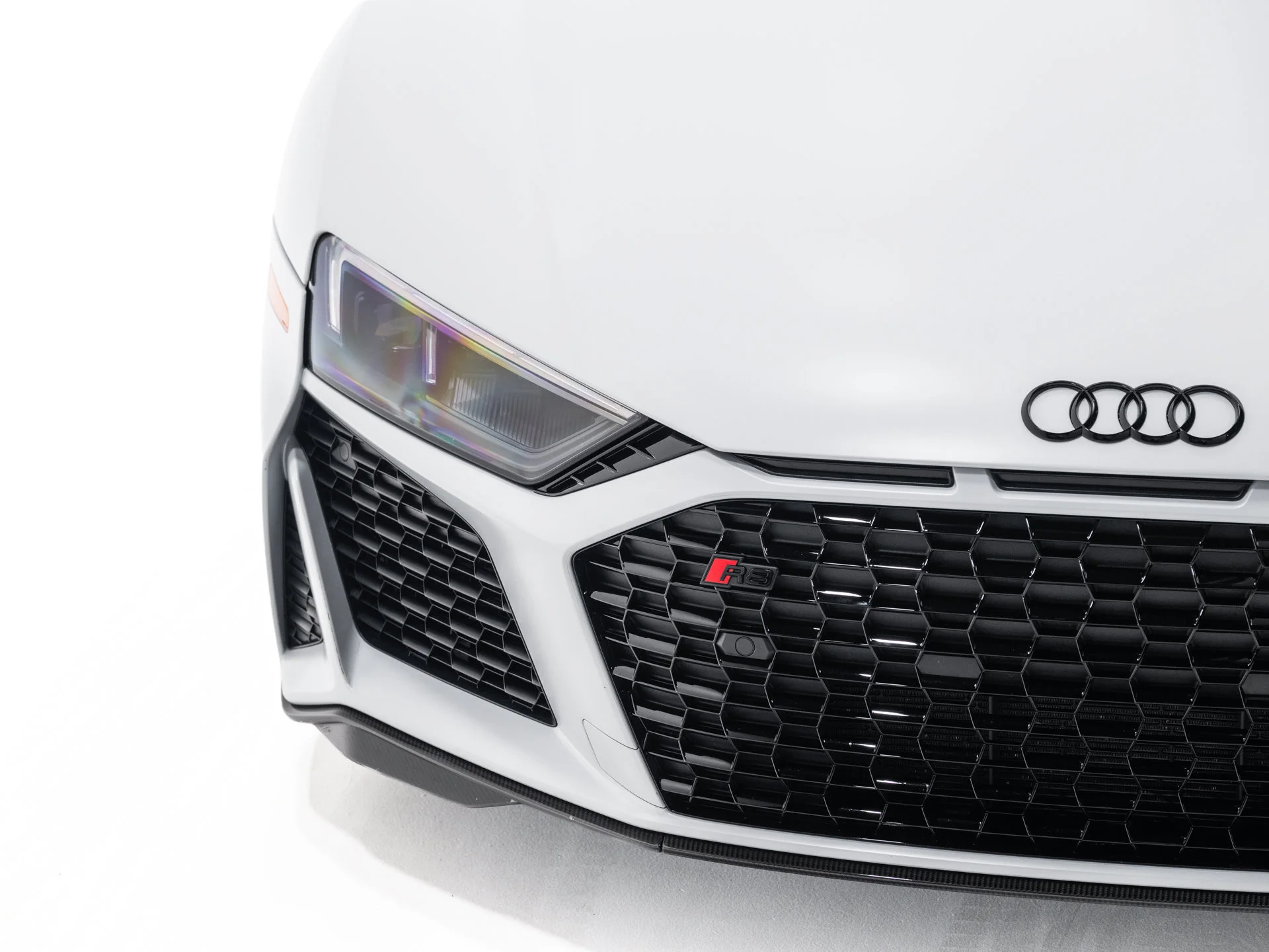 Used 2023 Suzuka Gray Metallic Audi V10 performance image 14