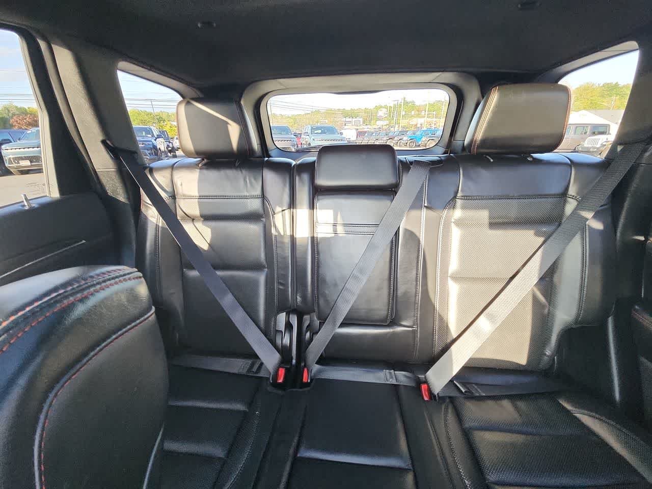 Used 2018 Bright White Clearcoat Jeep Trailhawk image 16