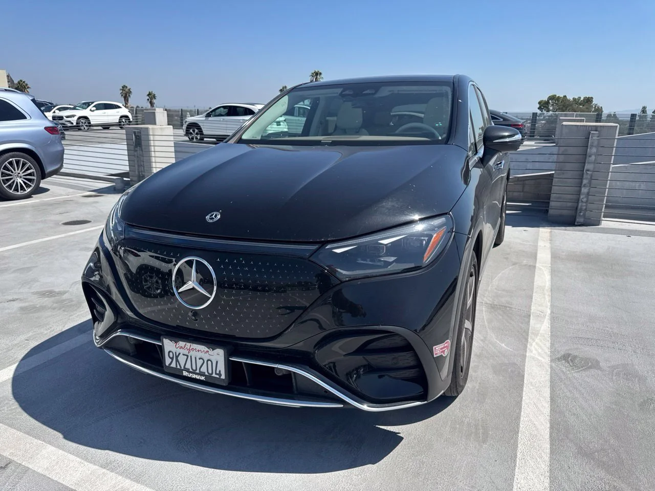 Certified Used 2023 Black Mercedes-Benz 500 SUV 4MATIC® Exclusive Trim image 4
