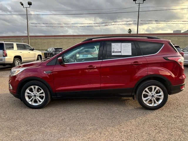 Used 2018 Red Ford SE image 4