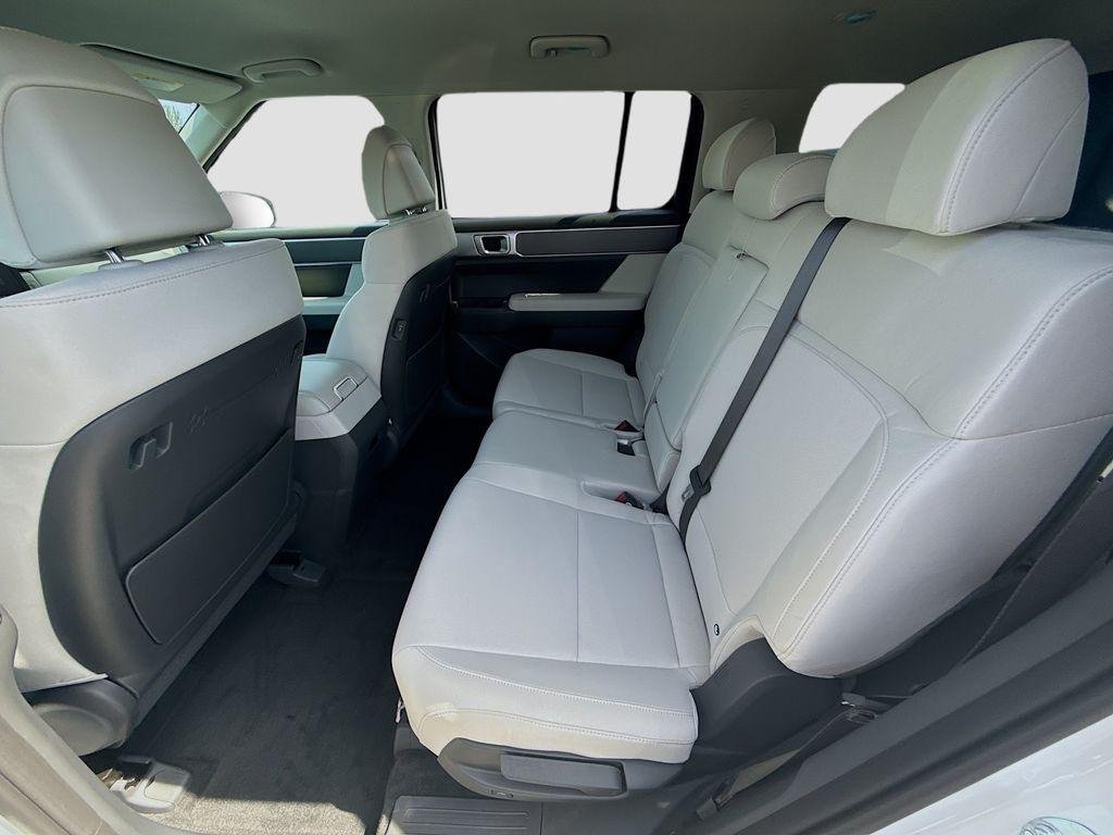 New 2026 Serenity White Hyundai SE FWD image 15
