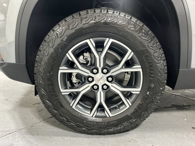 2026 GMC Acadia AT4 - Photo 10