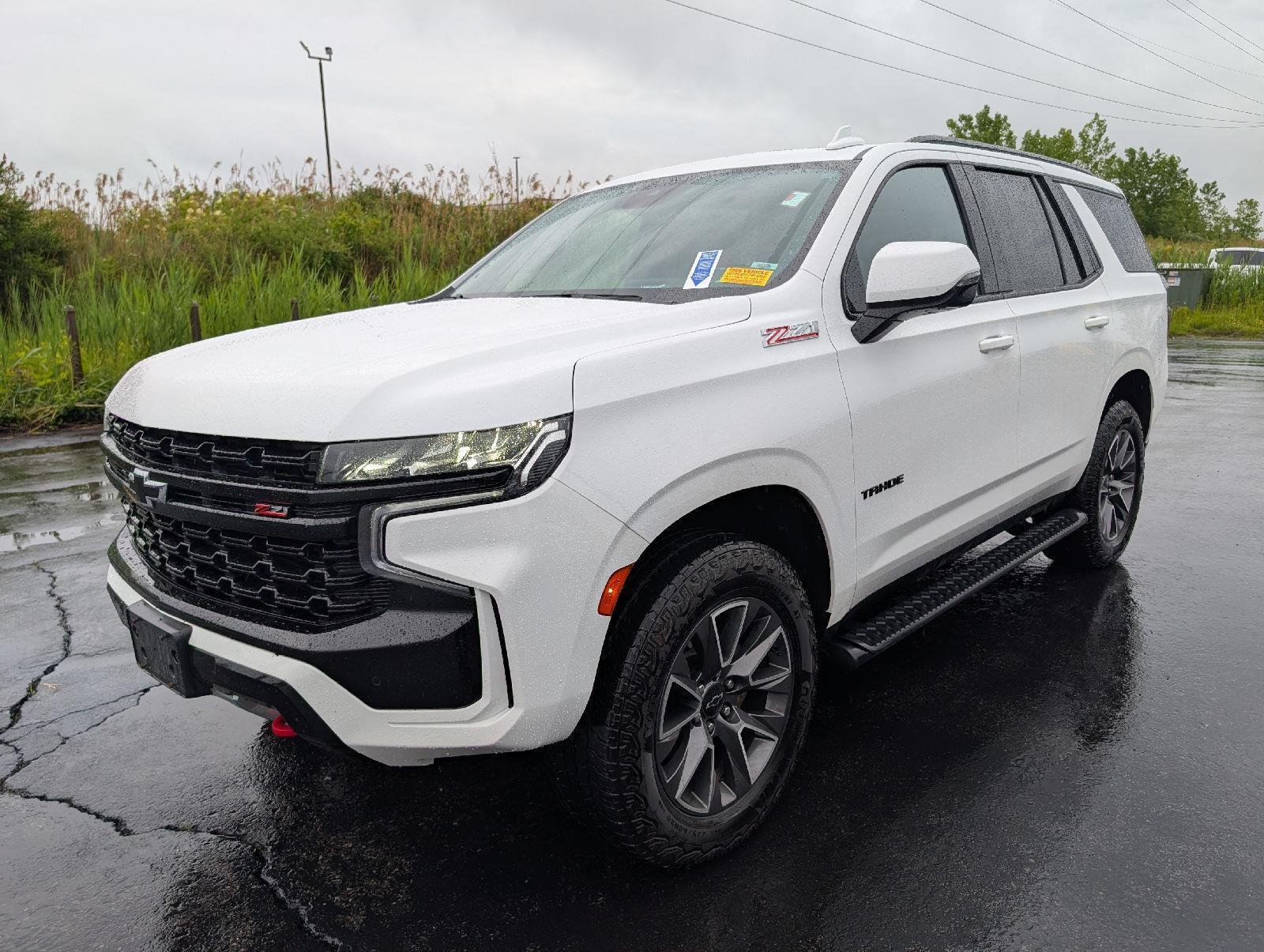 Used 2024 Summit White Chevrolet Z71 image 4