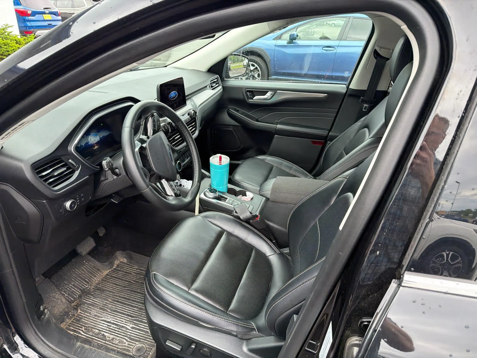 Used 2022 Agate Black Metallic Ford Titanium image 7