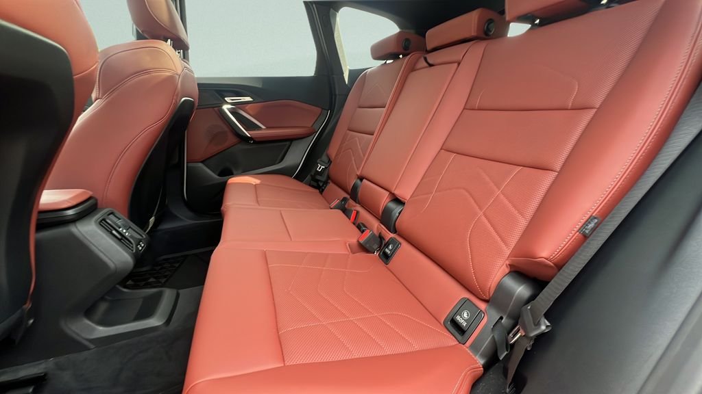 2026 BMW X1 28i - Photo 10