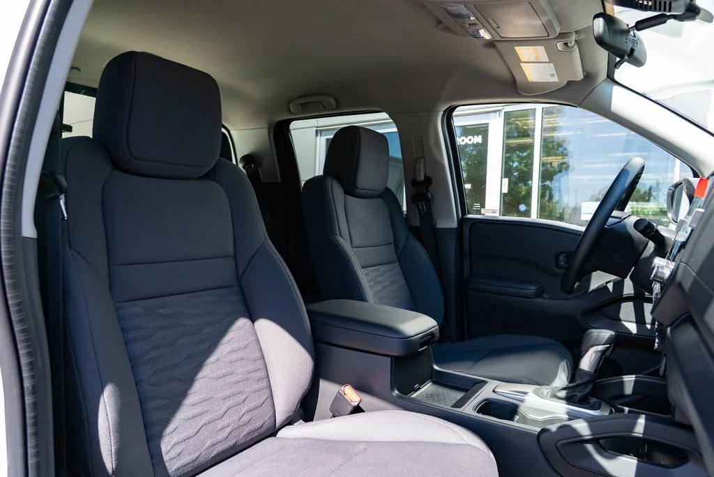 New 2026 Glacier White Nissan Crew Cab S image 27