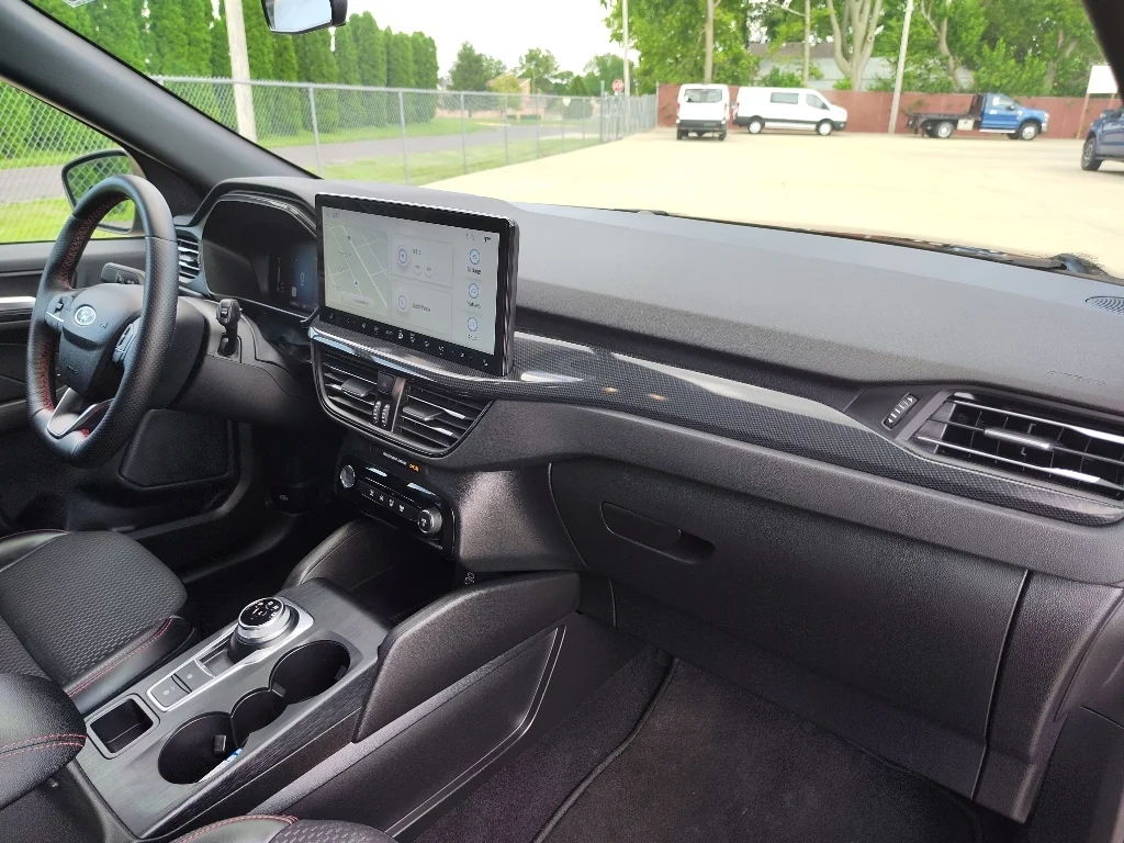 Used 2024 Carbonized Gray Metallic Ford ST-Line image 16