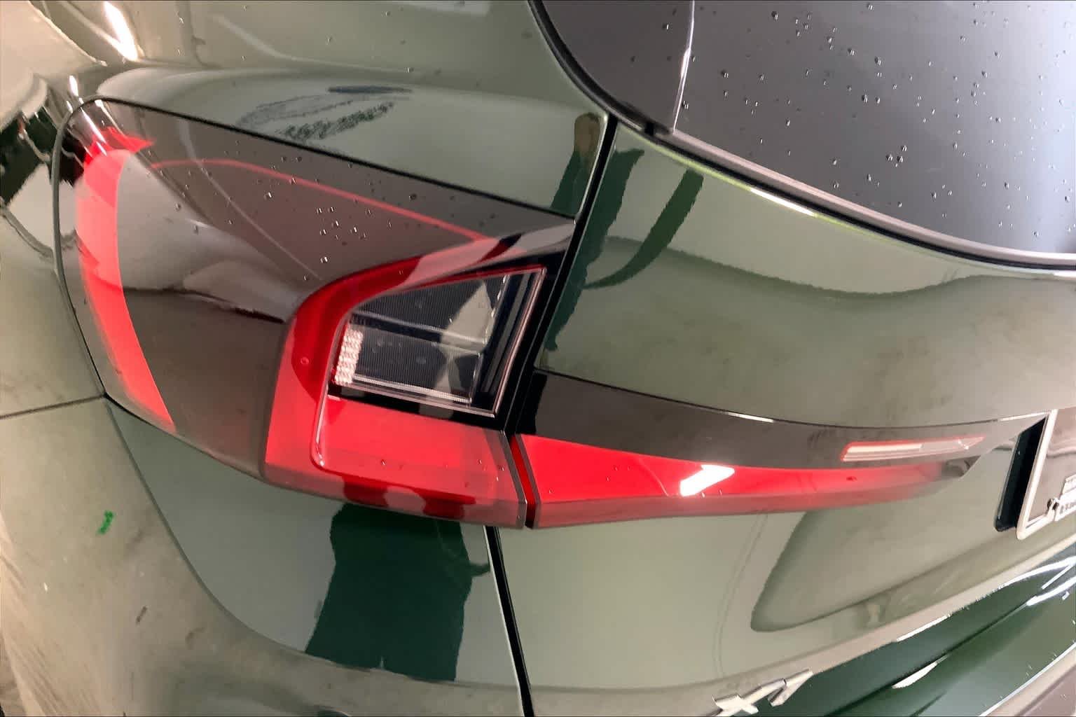 Used 2024 San Remo Green Metallic BMW xDrive28i image 14