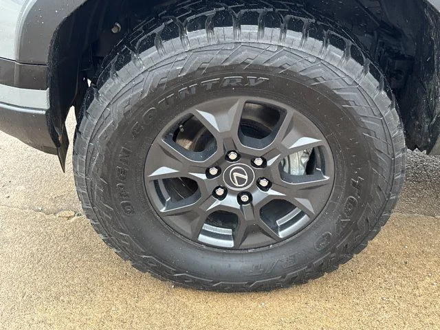 Used 2024  Lexus 550 Overtrail+ image 13