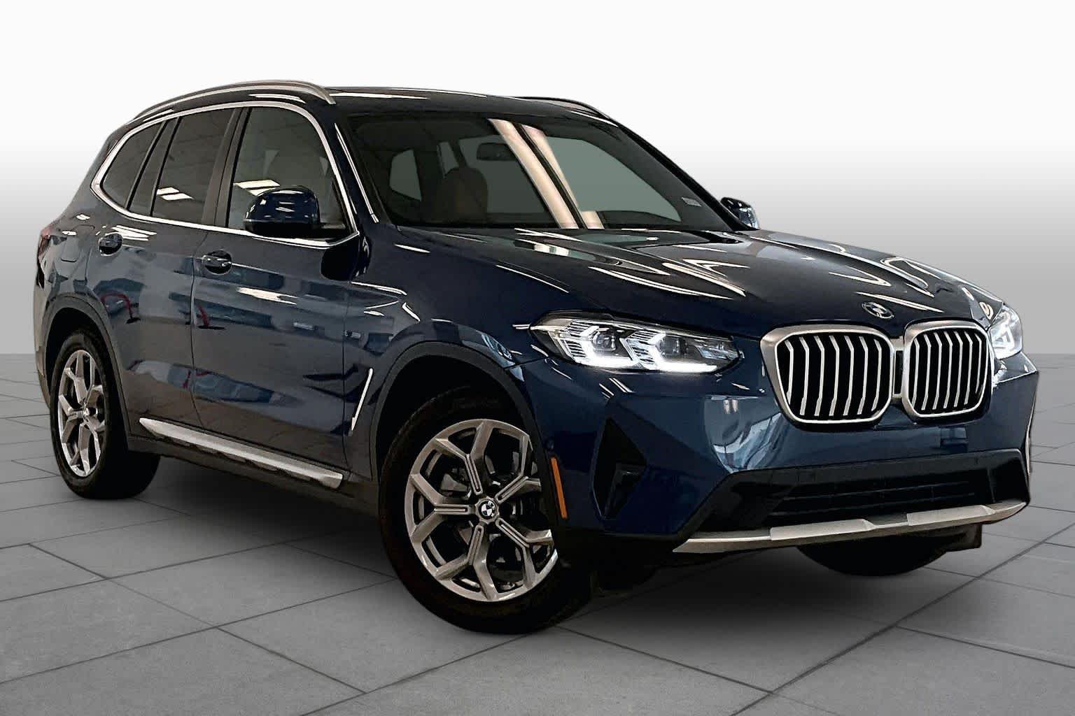 Used 2023 BLUE BMW sDrive30i image 2