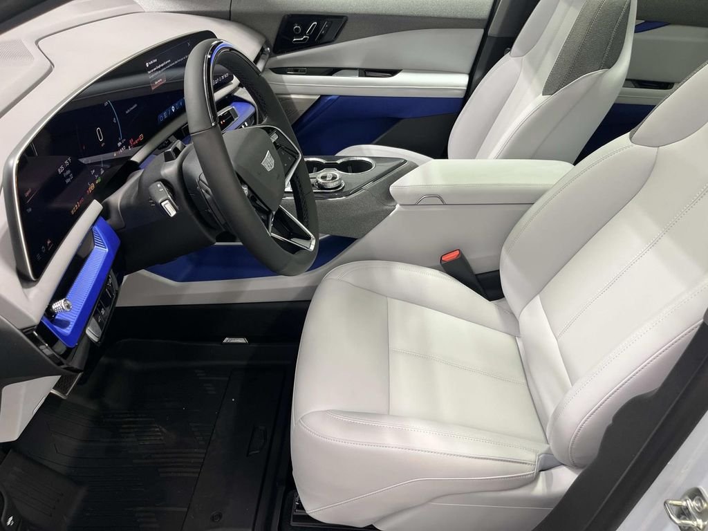 2026 Cadillac OPTIQ Sport - Photo 11