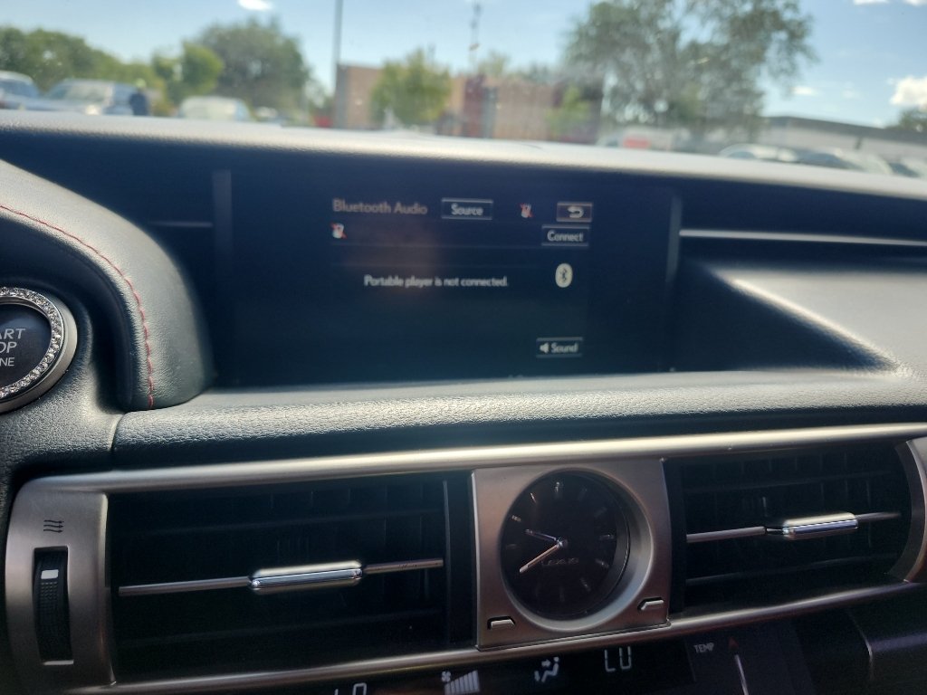 Used 2015 Starfire Pearl Lexus  image 20